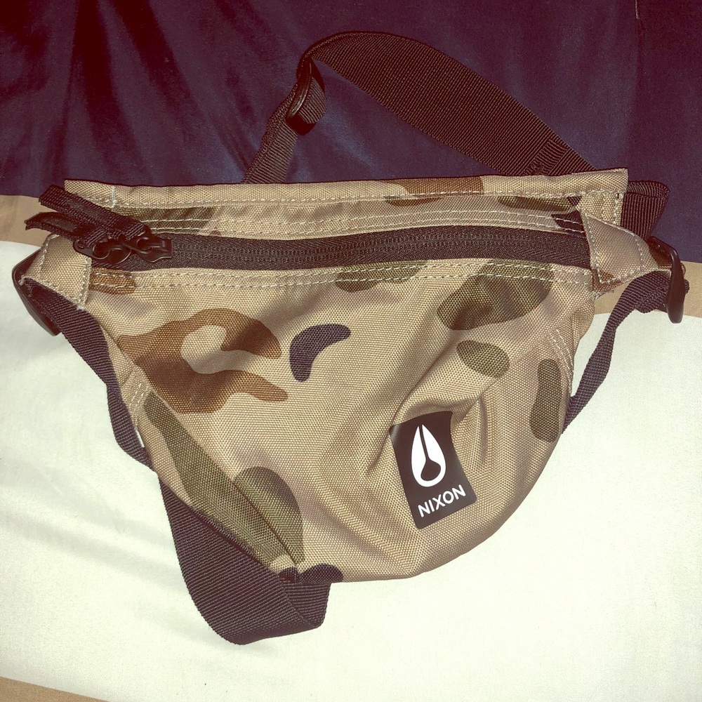 Nixon happy trails trestles hip pack